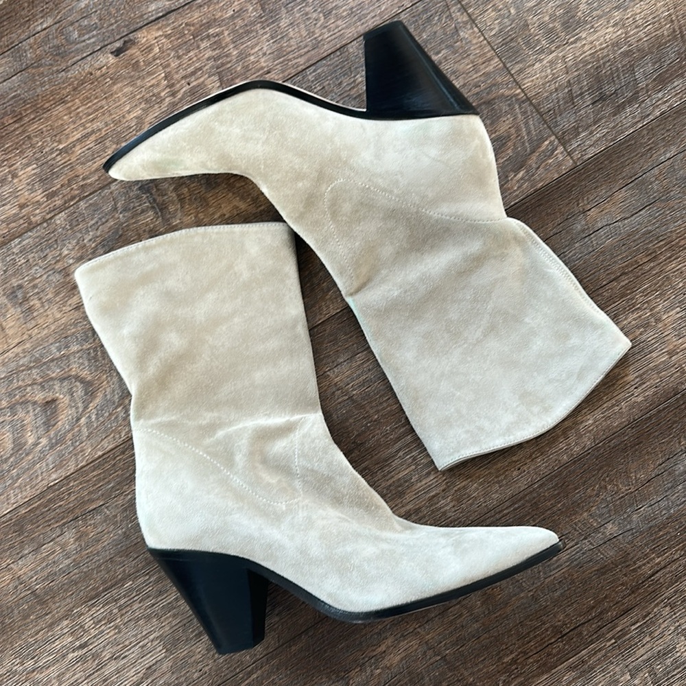 Paige Landyn Boot in Stone - Picture 3 of 16